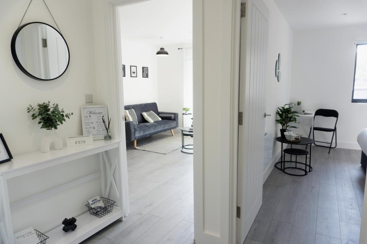 Modern City Apartment Hemel Hempstead Exterior photo